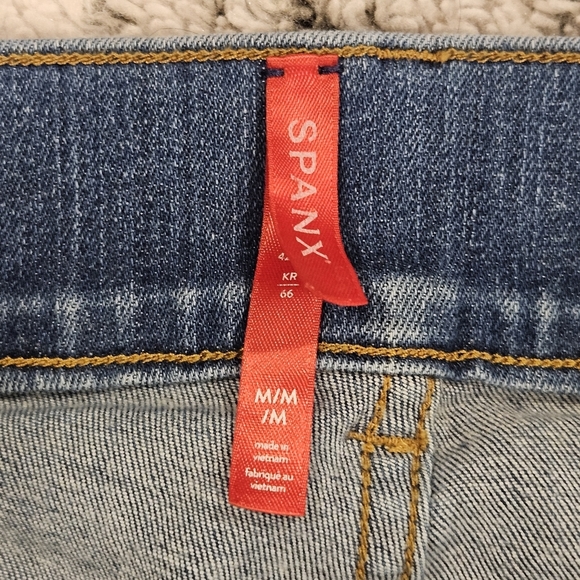 Spanx SZ M Blue Pull On Stretch Flared Retro Jeans Pants High Rise - Picture 4 of 12